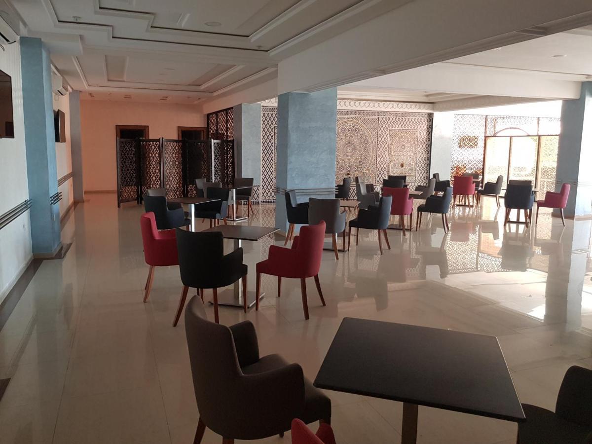 Hotel Al Madina Safi Exterior photo