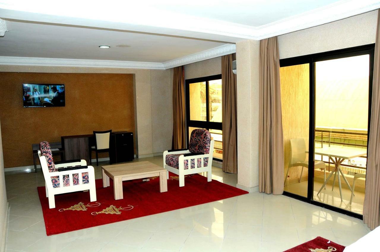 Hotel Al Madina Safi Exterior photo