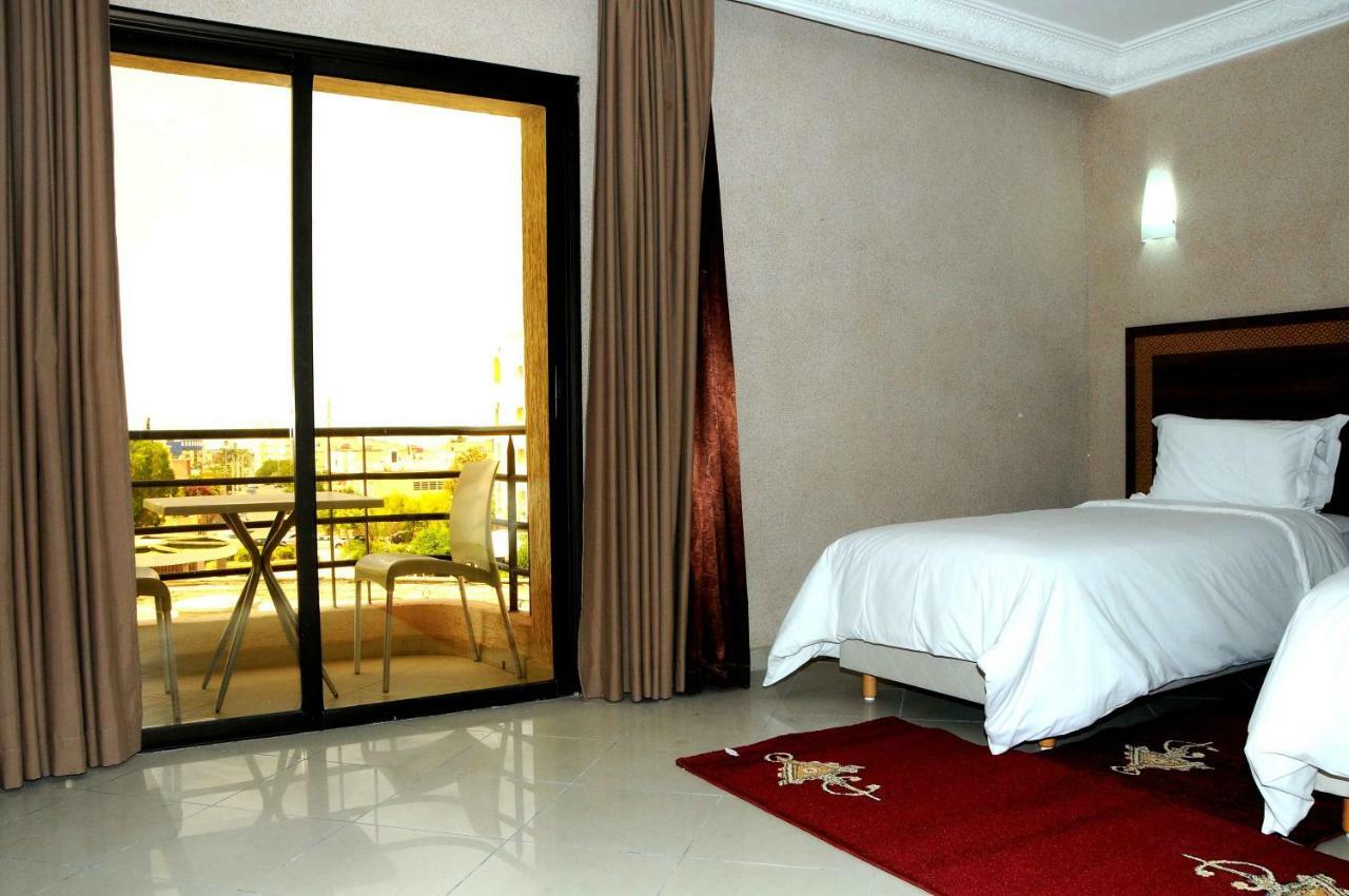 Hotel Al Madina Safi Exterior photo